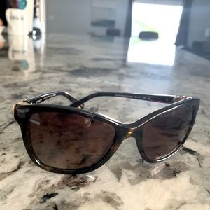 Coach sunnies